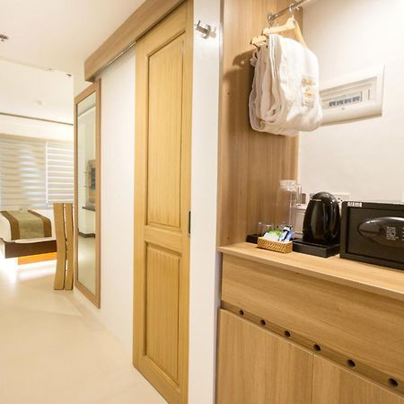 Commander Suites De Boracay Manoc-Manoc Стая снимка