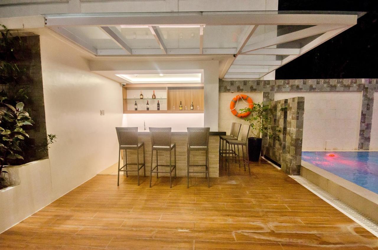 Commander Suites De Boracay Manoc-Manoc Екстериор снимка