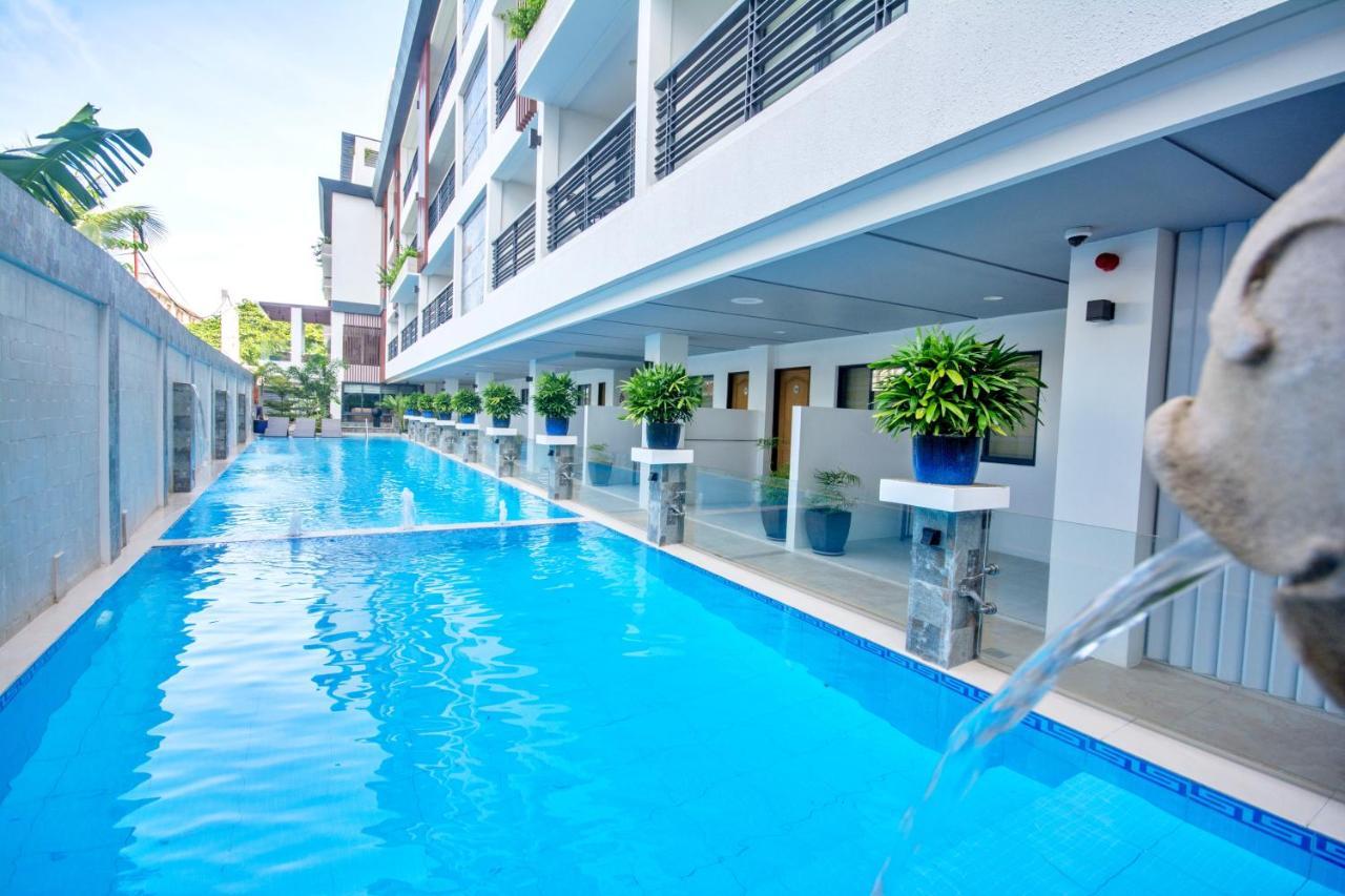 Commander Suites De Boracay Manoc-Manoc Екстериор снимка