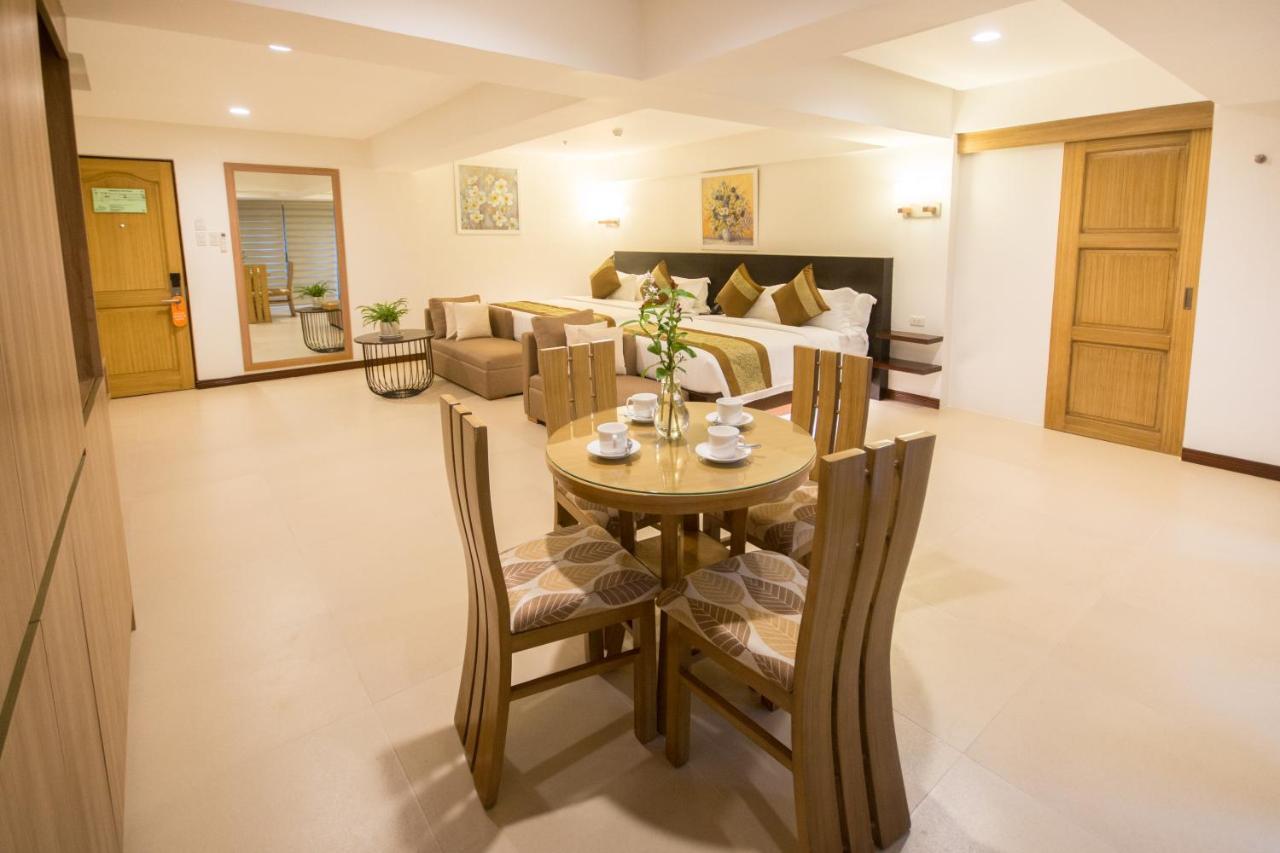 Commander Suites De Boracay Manoc-Manoc Екстериор снимка