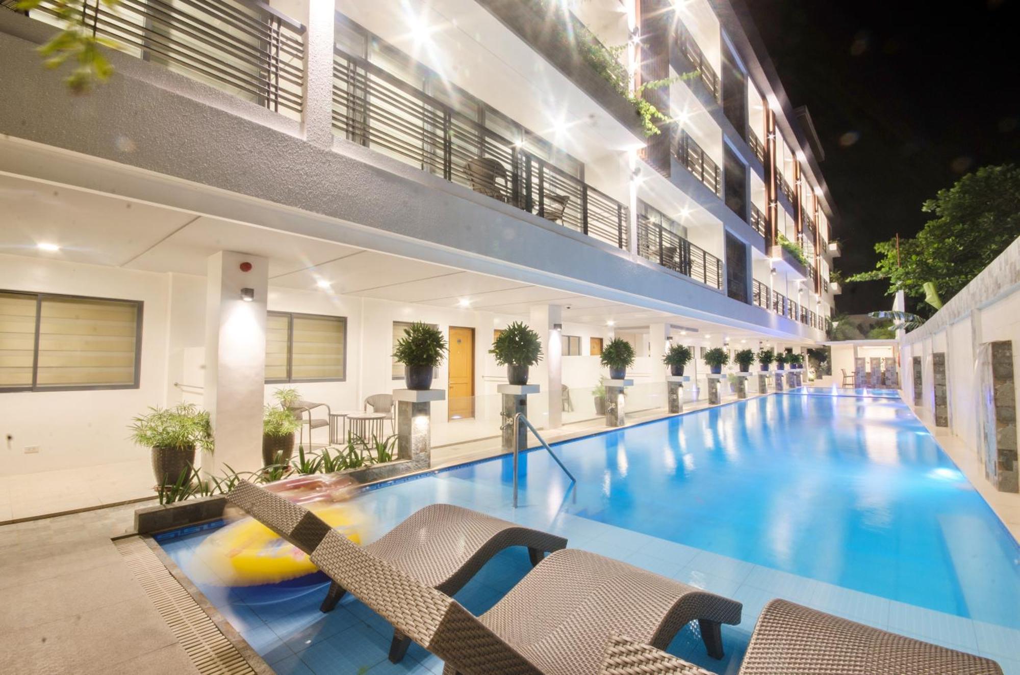 Commander Suites De Boracay Manoc-Manoc Екстериор снимка