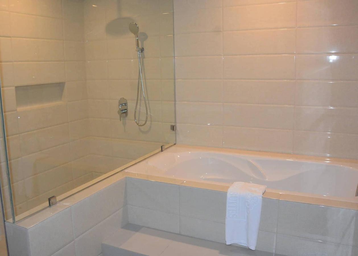 Commander Suites De Boracay Manoc-Manoc Екстериор снимка