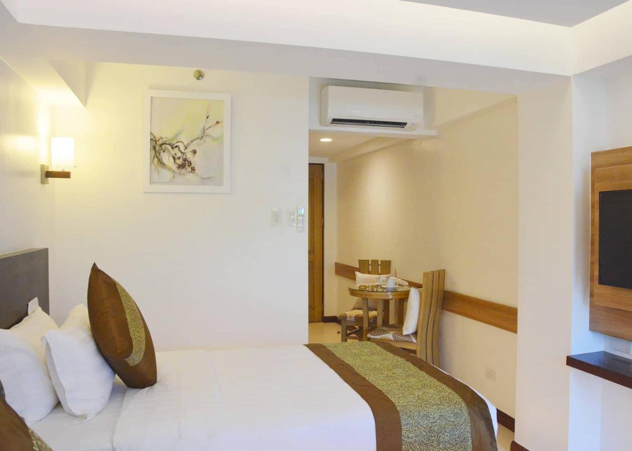 Commander Suites De Boracay Manoc-Manoc Екстериор снимка