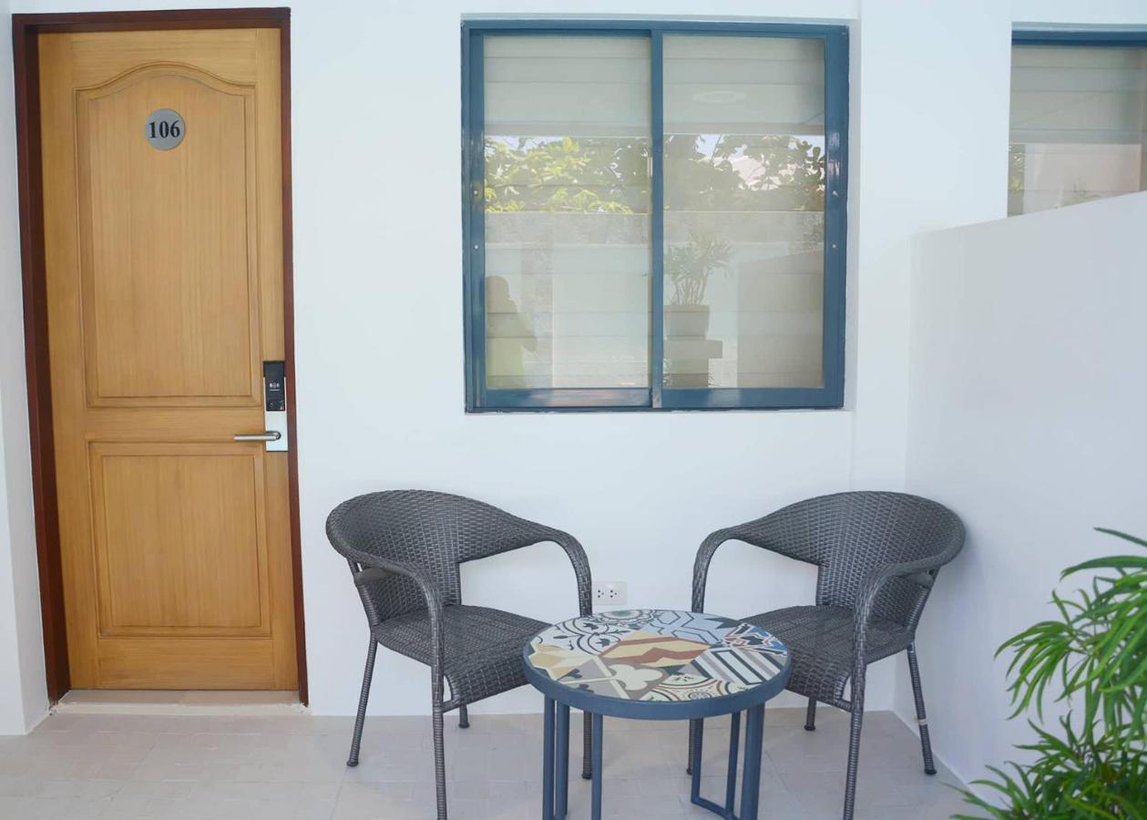 Commander Suites De Boracay Manoc-Manoc Екстериор снимка