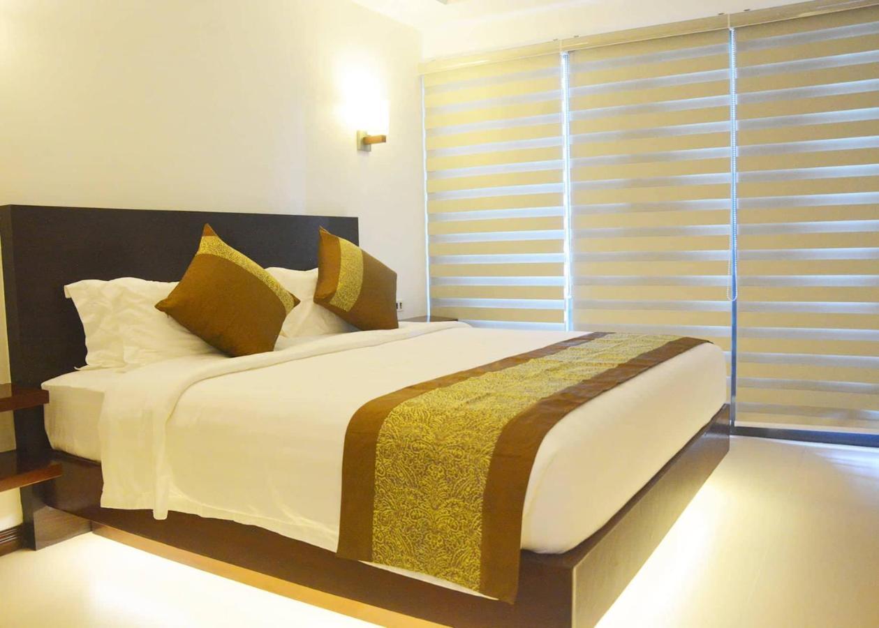 Commander Suites De Boracay Manoc-Manoc Екстериор снимка