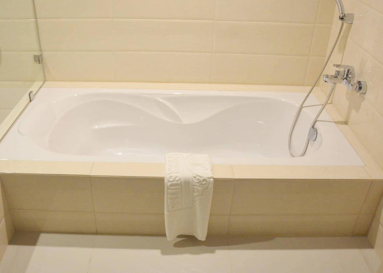Commander Suites De Boracay Manoc-Manoc Екстериор снимка